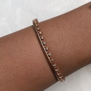 Gold & crystal Kendra Scott bangle